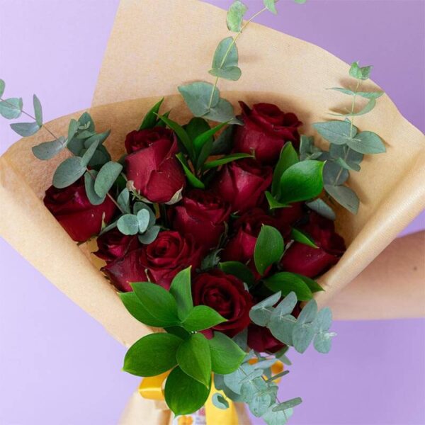 Buquê de 12 Rosas Vermelhas importadas - Image 2