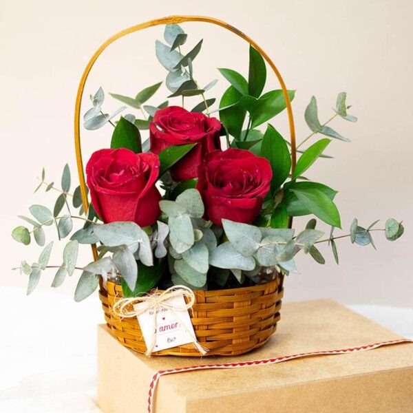 Cesta de Rosas Te Amo P